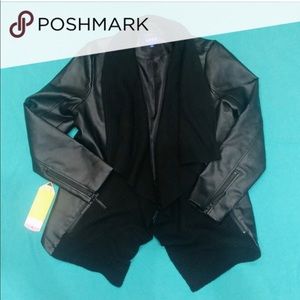 Apt 9. SWEATER JACKET D19 SMALL EUC FUN TWIST